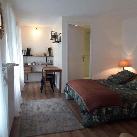 Agreables Chambres Independantes - Coutances Centre Εξωτερικό φωτογραφία