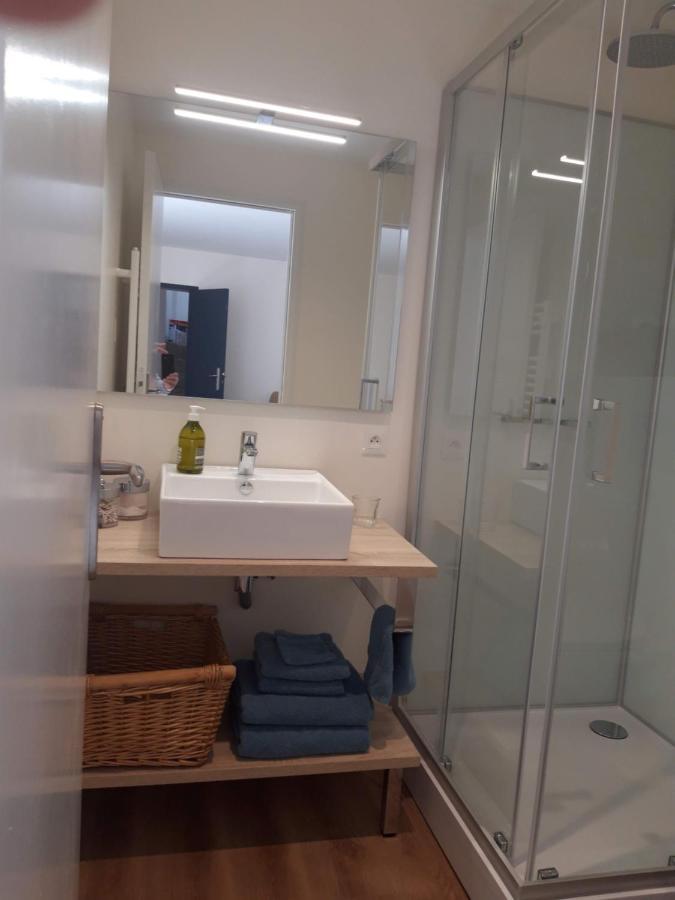 Agreables Chambres Independantes - Coutances Centre Εξωτερικό φωτογραφία